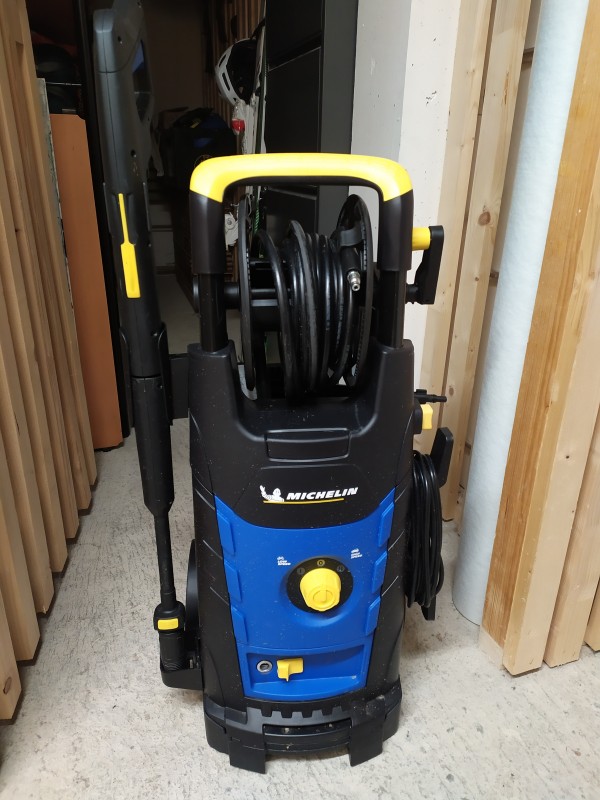 Nettoyeur haute pression Michelin type "Kärcher"